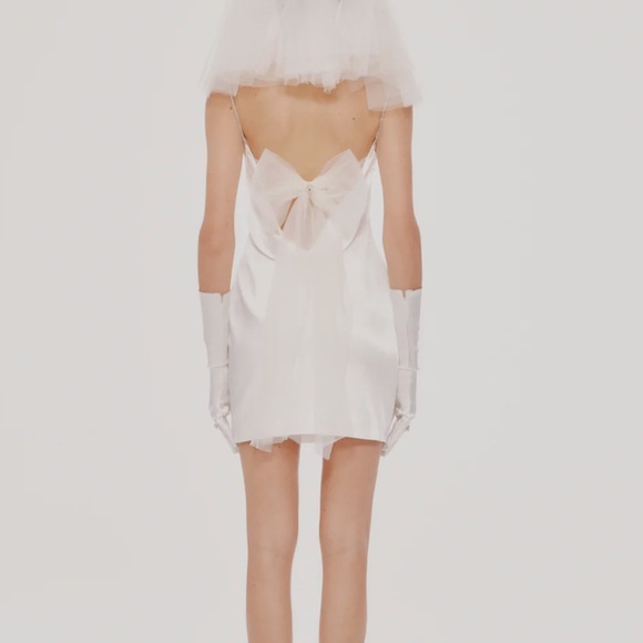 Nana Jacqueline Bridal Zolene Dress NWT Medium
